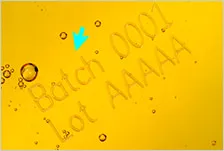 CO2レーザーマーカーの印字事例:樹脂ボトル